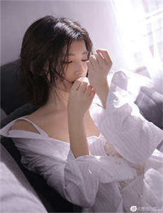 伊人久久大香线蕉综合99-神奇女侠1984百科