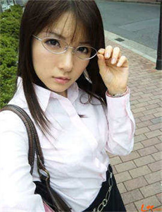冒险王之精灵物语无敌版-美女